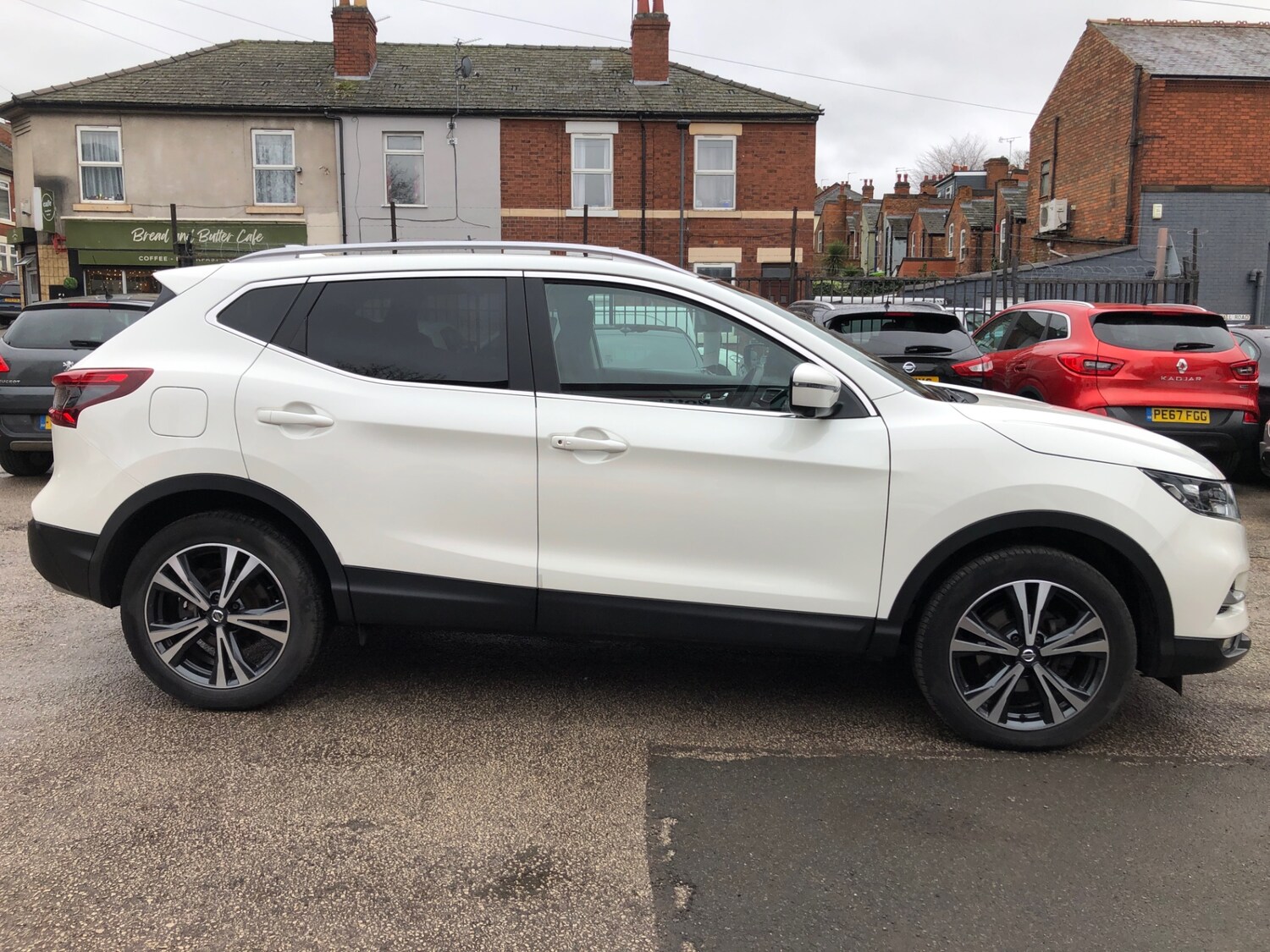 Used Nissan Qashqai 2017 for sale - 77616899: Photo 8