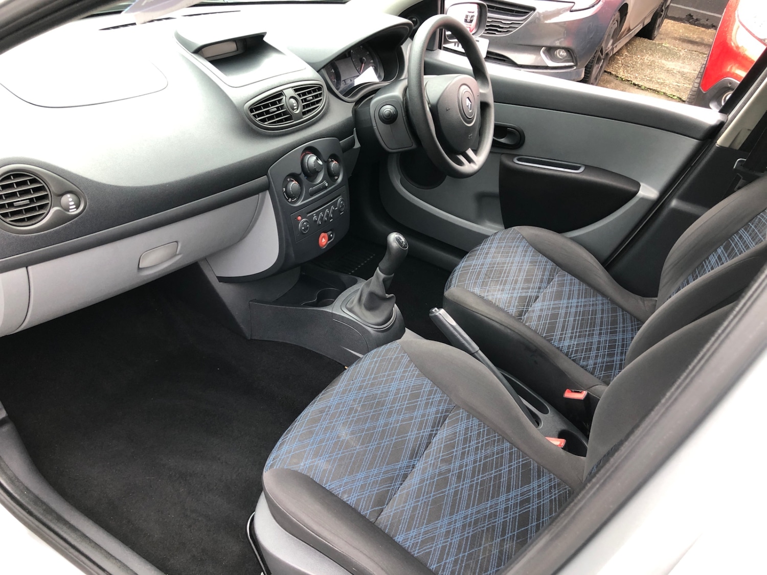 Used Renault Clio 2007 for sale - 76957258: Photo 11