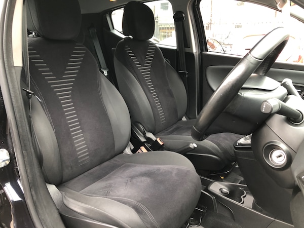 Used Chrysler Ypsilon 2012 for sale - 76252455: Photo 12