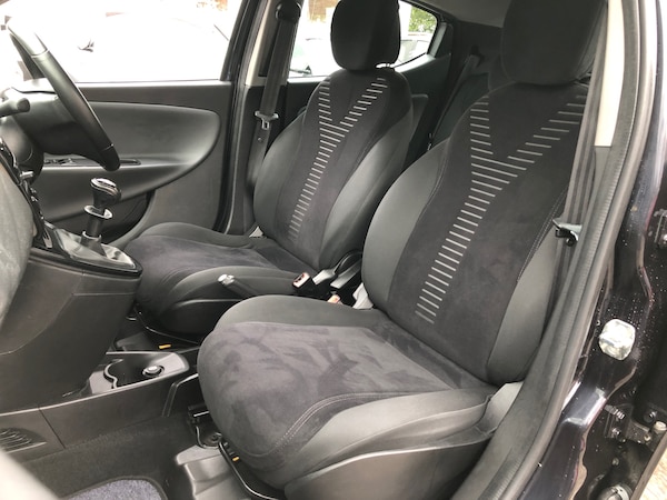 Used Chrysler Ypsilon 2012 for sale - 76252455: Photo 14