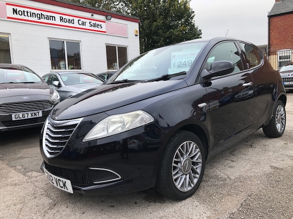 Used Chrysler Ypsilon 2012 for sale - 76252455: Photo 1