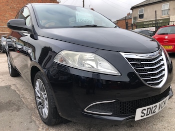 Used Chrysler Ypsilon 2012 for sale - 76252455: Photo 3