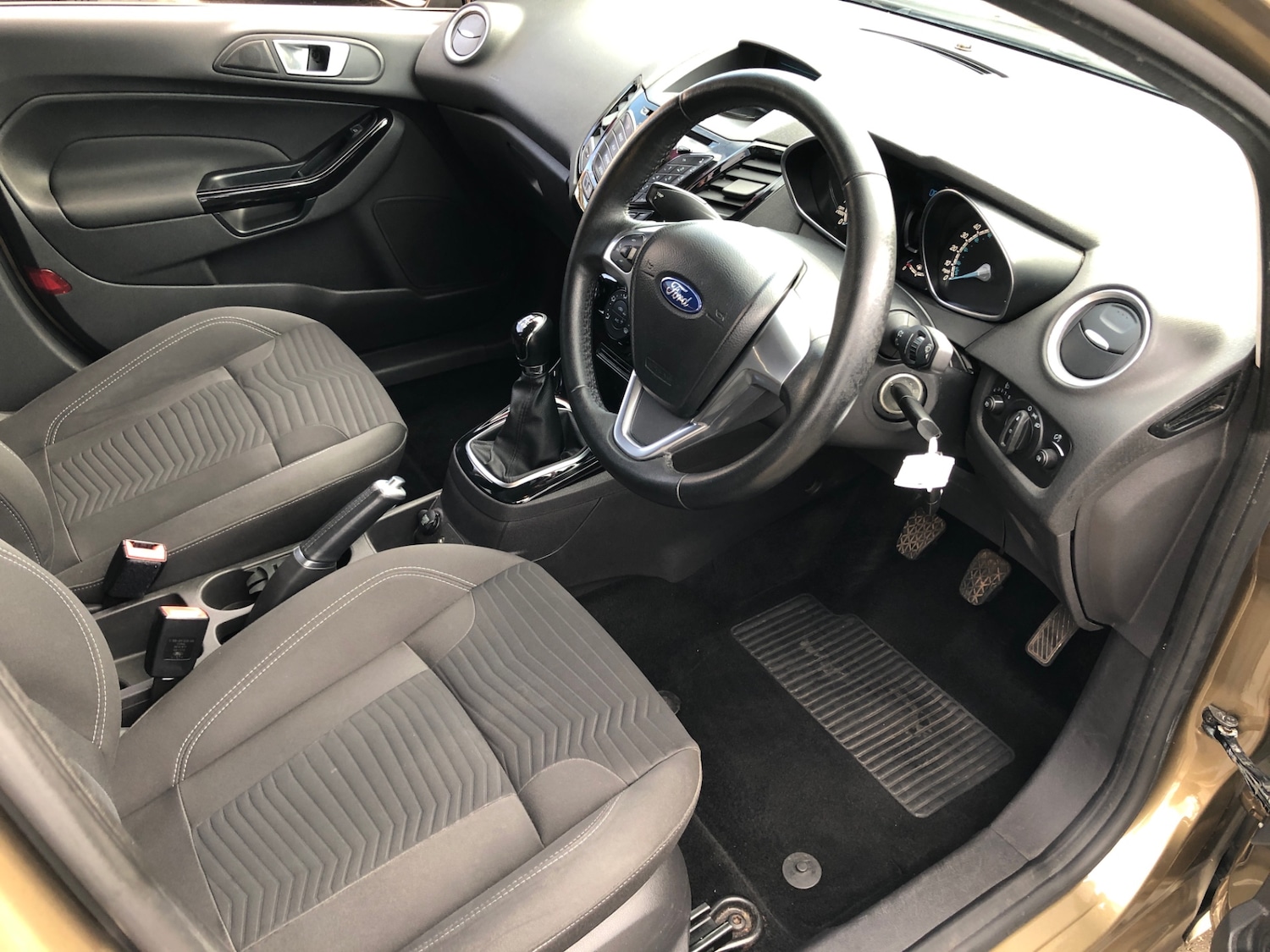 Used Ford Fiesta 2013 for sale - 76735687: Photo 11