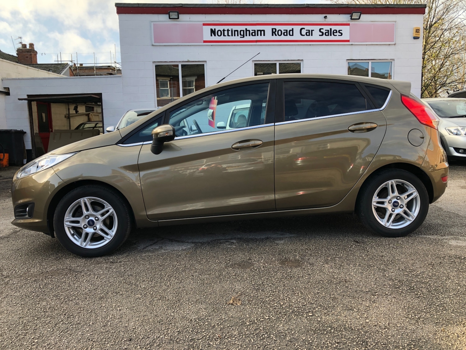 Used Ford Fiesta 2013 for sale - 76735687: Photo 2