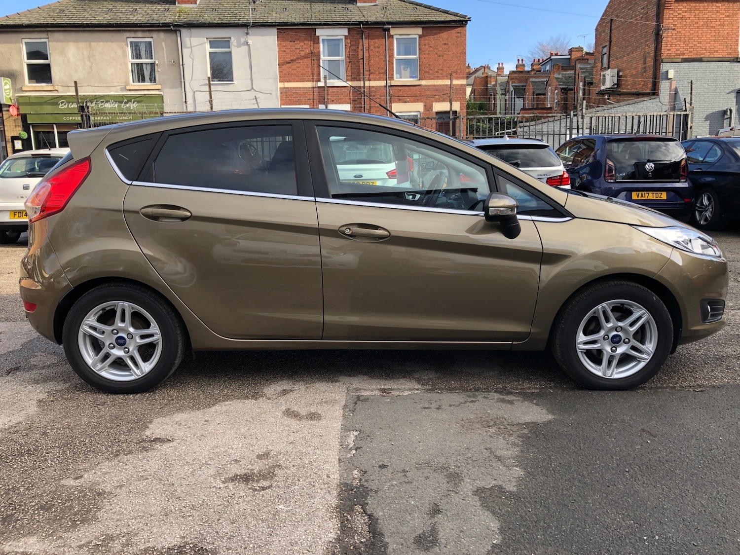 Used Ford Fiesta 2013 for sale - 76735687: Photo 6
