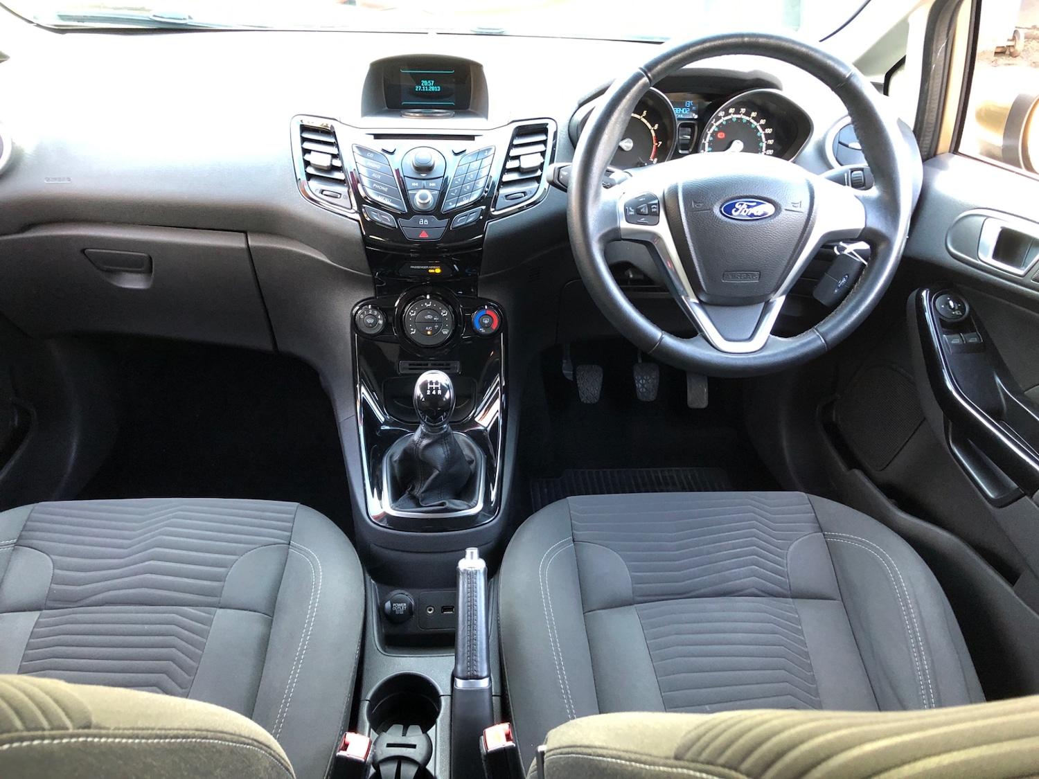 Used Ford Fiesta 2013 for sale - 76735687: Photo 8