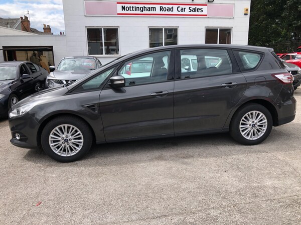 Used Ford S-Max 2017 for sale - 75582945: Photo 4