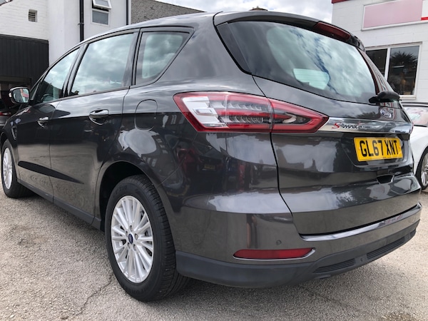 Used Ford S-Max 2017 for sale - 75582945: Photo 5