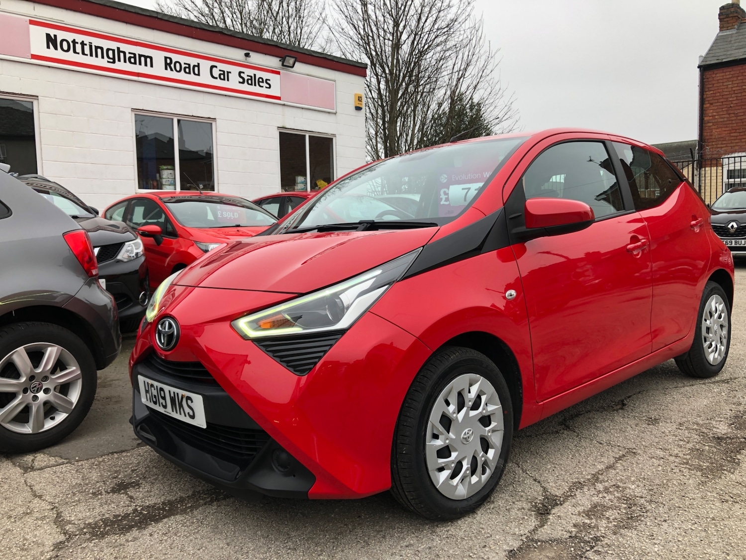Used Toyota AYGO 2019 for sale - 77418384: Photo 1