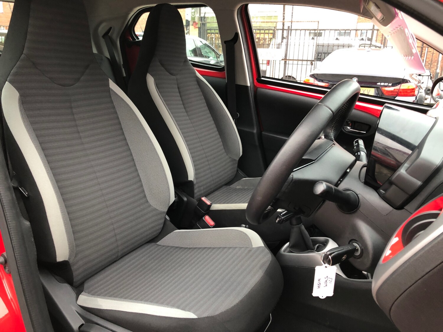 Used Toyota AYGO 2019 for sale - 77418384: Photo 14