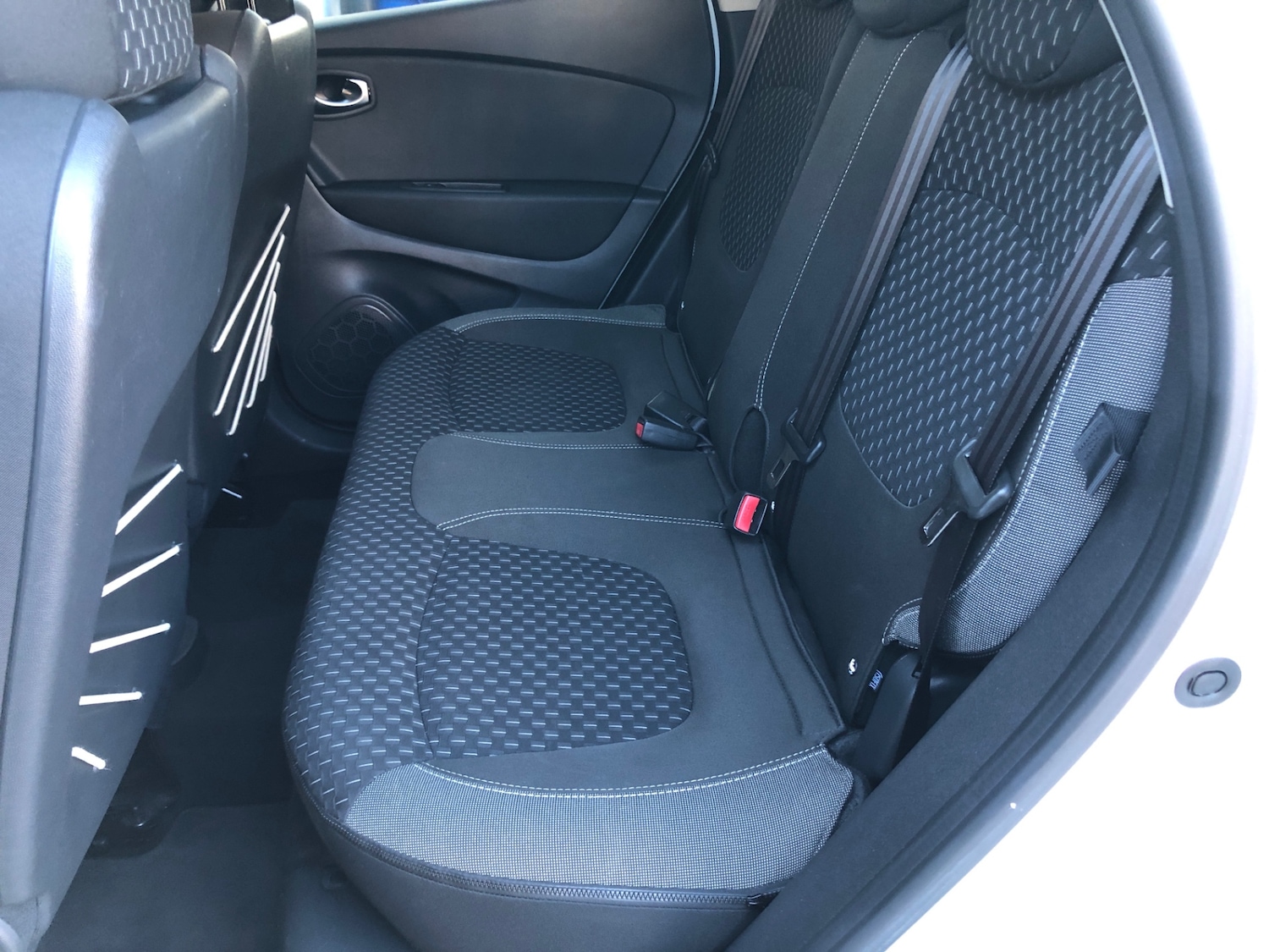 Used Renault Captur 2018 for sale - 77917858: Photo 20