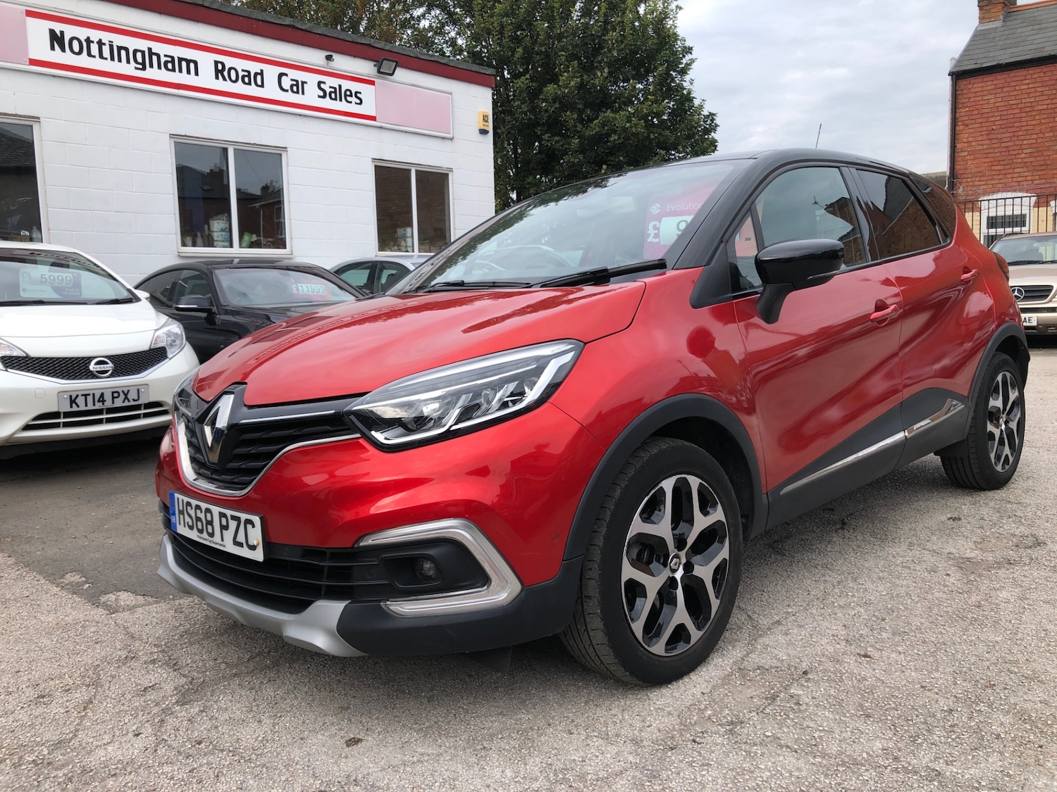 Used Renault Captur 2019 for sale - 76184106: Photo 1