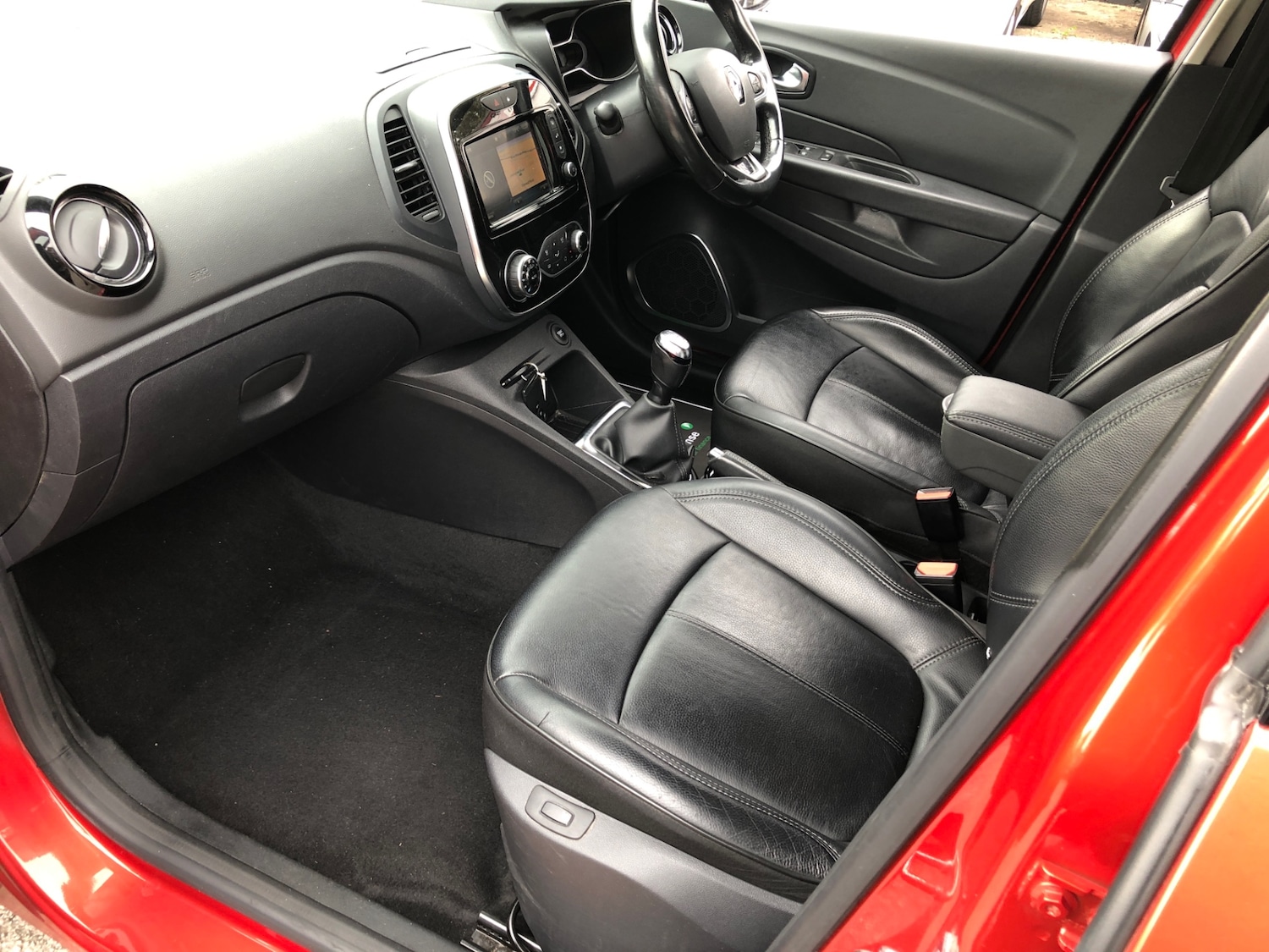 Used Renault Captur 2019 for sale - 76184106: Photo 11