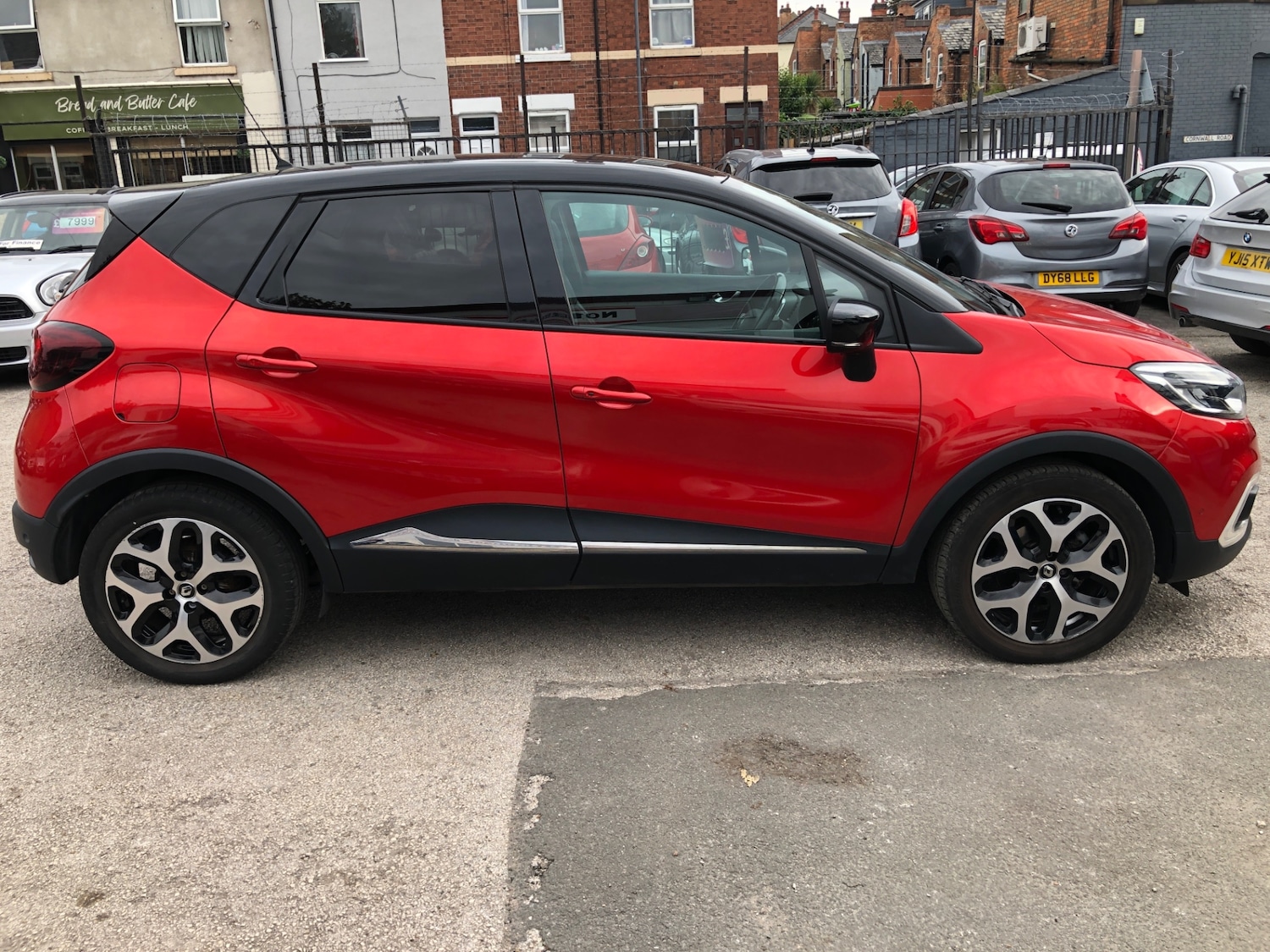 Used Renault Captur 2019 for sale - 76184106: Photo 8