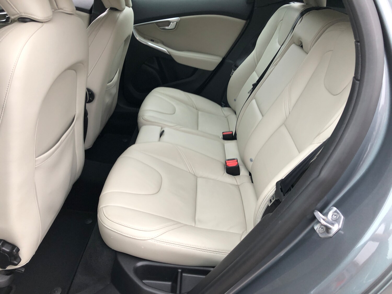 Used Volvo V40 2014 for sale - 76218932: Photo 16