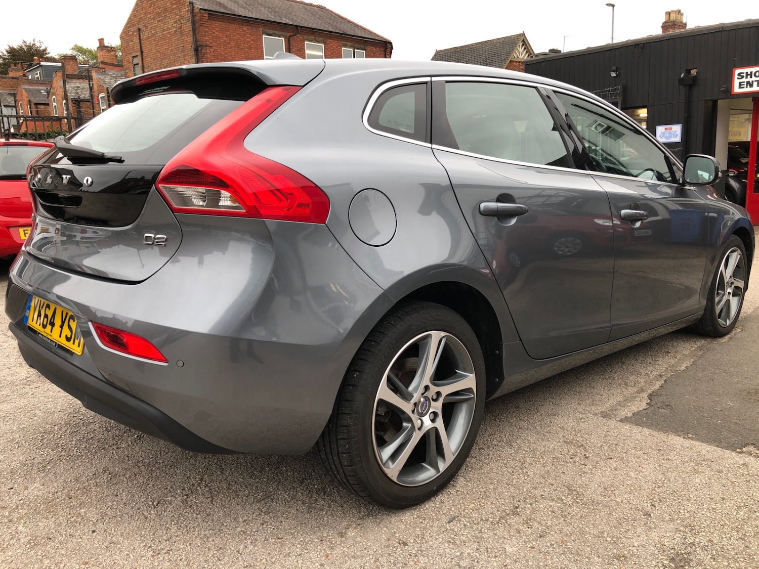 Used Volvo V40 2014 for sale - 76218932: Photo 7
