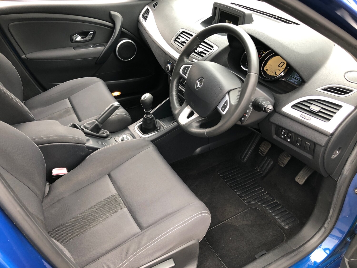 Used Renault Megane 2011 for sale - 77962234: Photo 12