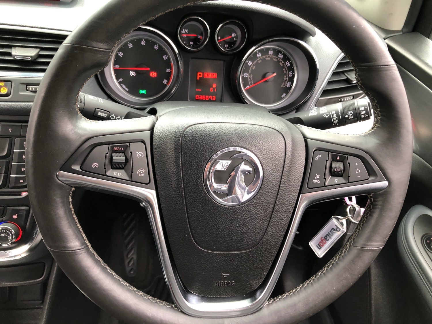Used Vauxhall Mokka 2015 for sale - 76275084: Photo 10