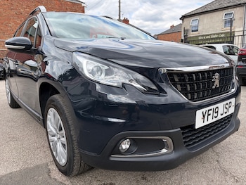 Used Peugeot 2008 2019 for sale - 79307965: Photo