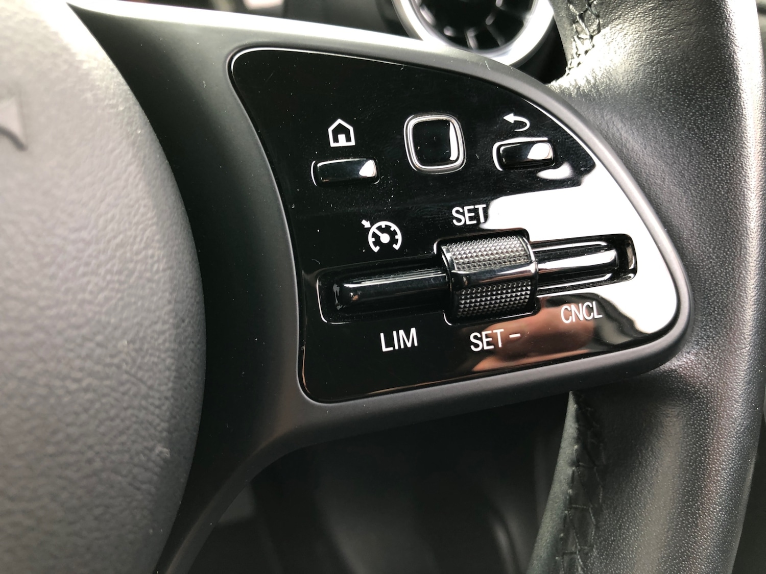 Used Mercedes-Benz A-Class 2019 for sale - 77962863: Photo 14