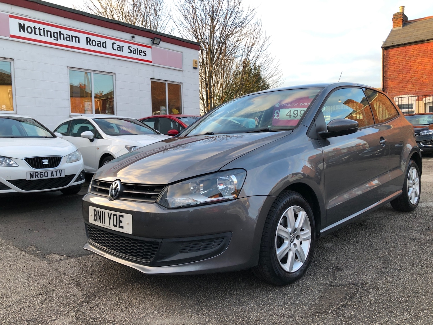 Used Volkswagen Polo 2011 for sale - 77353939: Photo 1