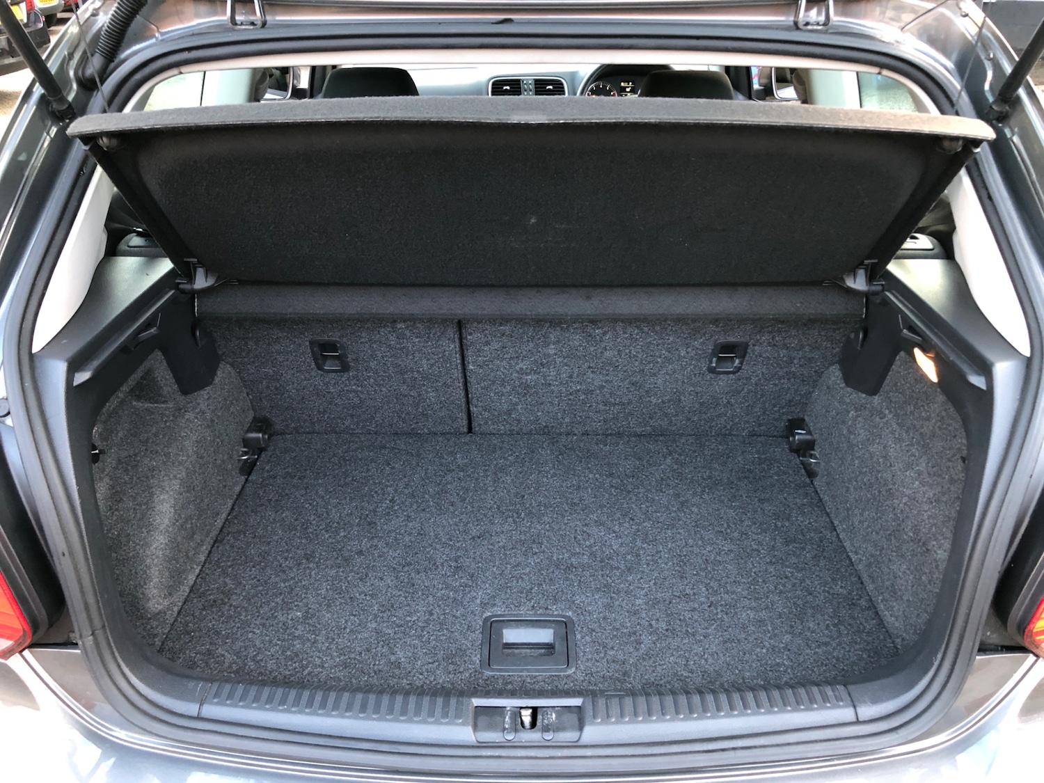 Used Volkswagen Polo 2011 for sale - 77353939: Photo 14