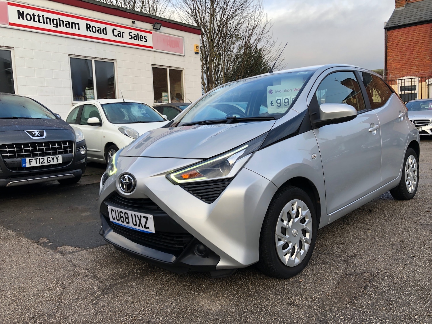 Used Toyota AYGO 2019 for sale - 76718831: Photo 1