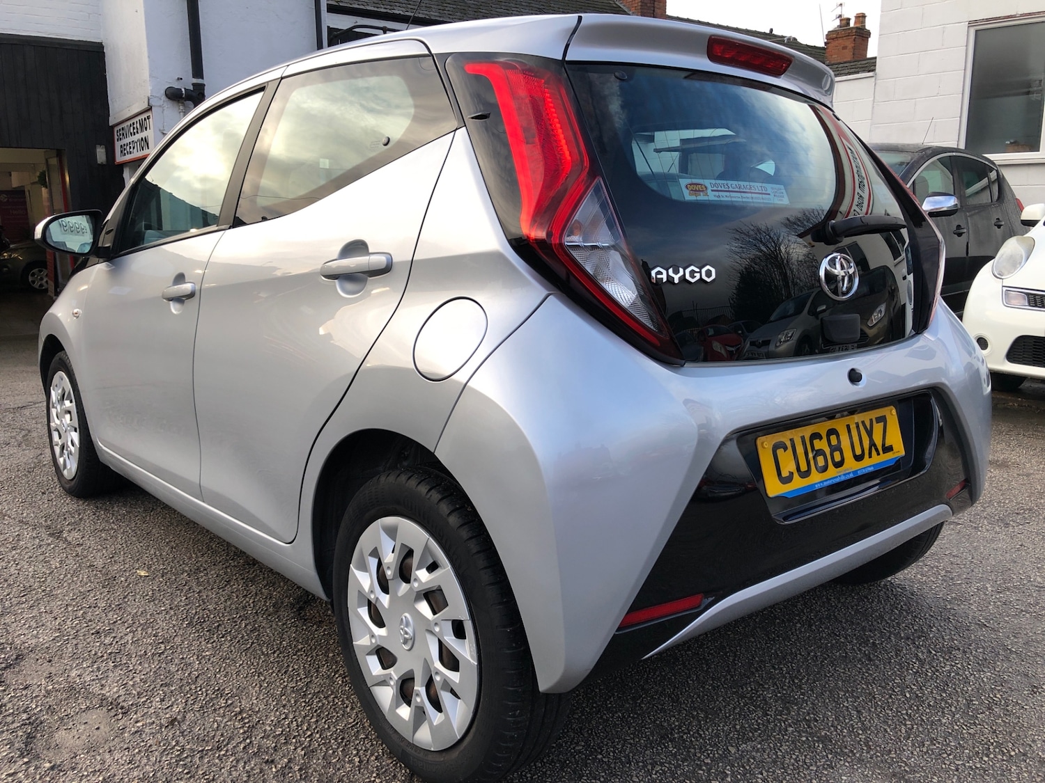 Used Toyota AYGO 2019 for sale - 76718831: Photo 3