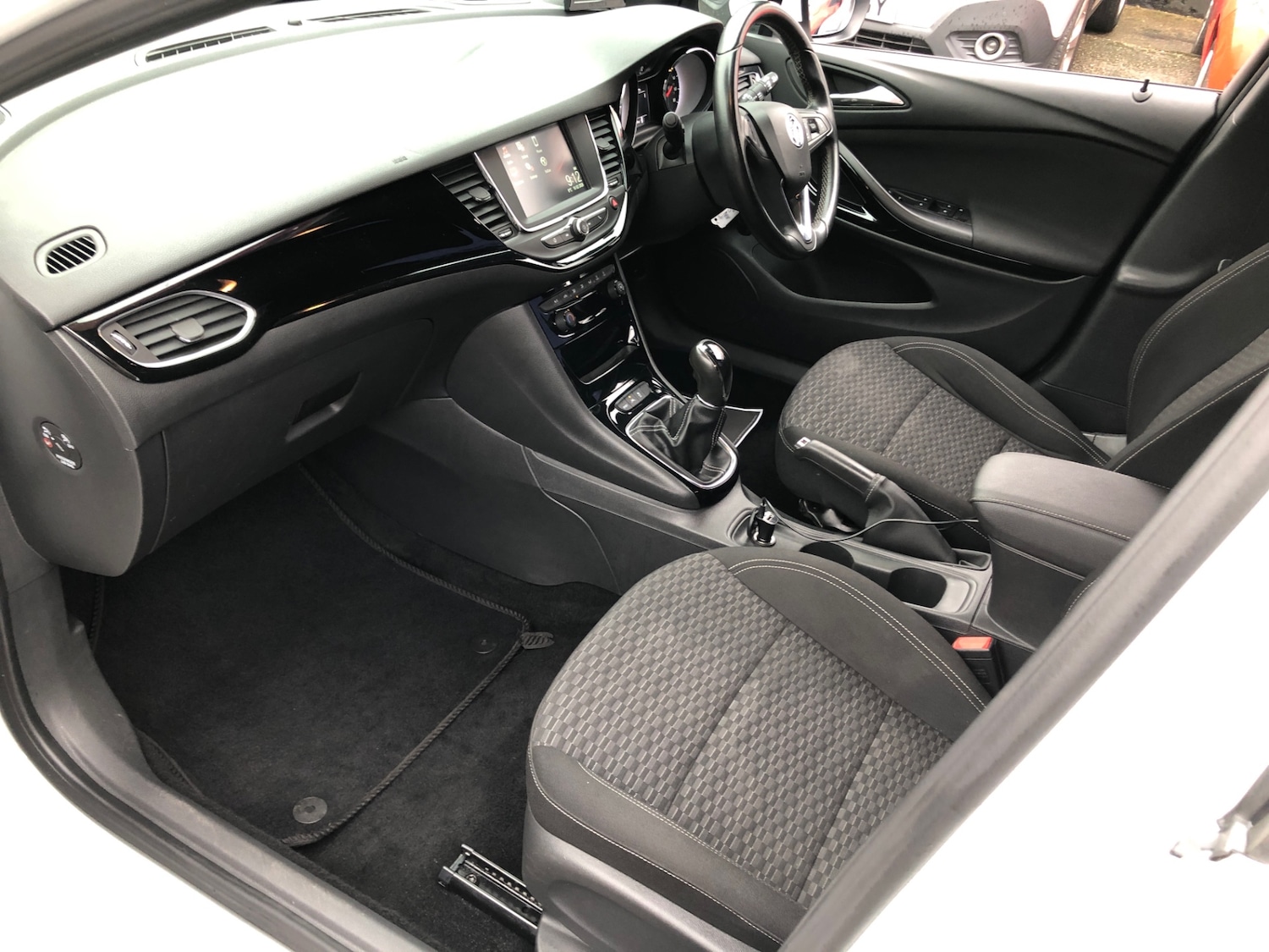 Used Vauxhall Astra 2017 for sale - 77501544: Photo 14