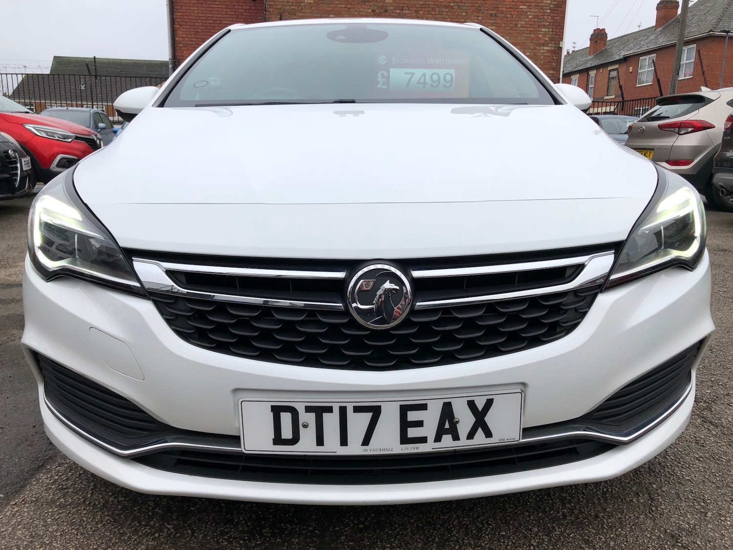 Used Vauxhall Astra 2017 for sale - 77501544: Photo 2