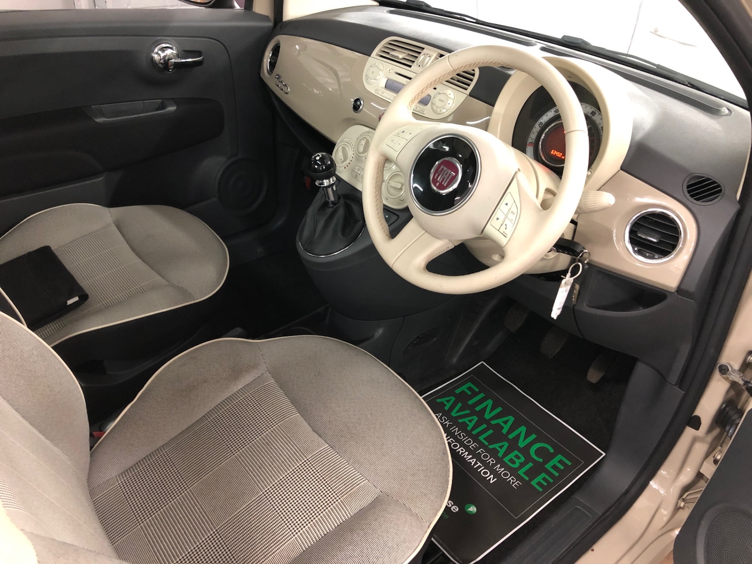 Used Fiat 500 2015 for sale - 76815645: Photo 8