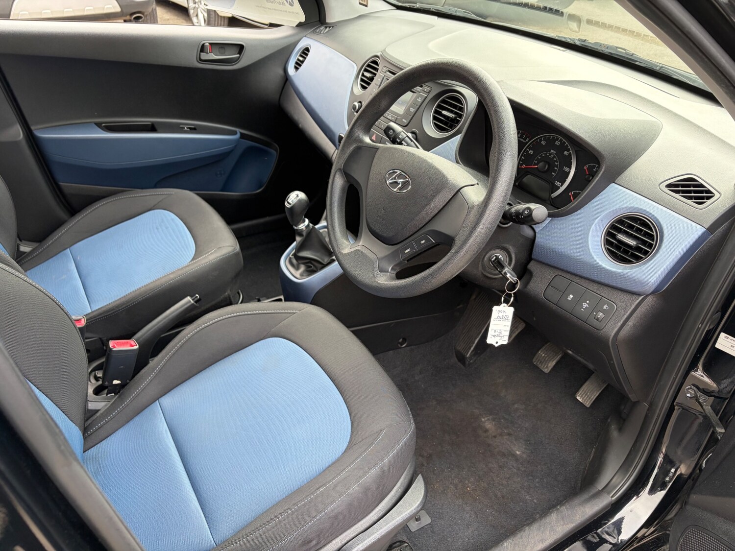 Used Hyundai i10 2014 for sale - 78218040: Photo 12