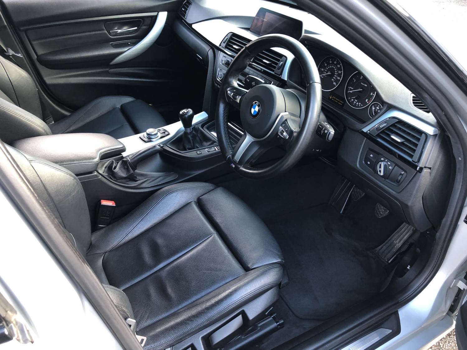 Used BMW 3 Series 2015 for sale - 76444563: Photo 11