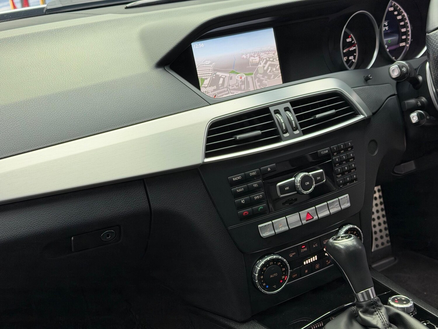 Used Mercedes-Benz C Class 2014 for sale - 77559089: Photo 15