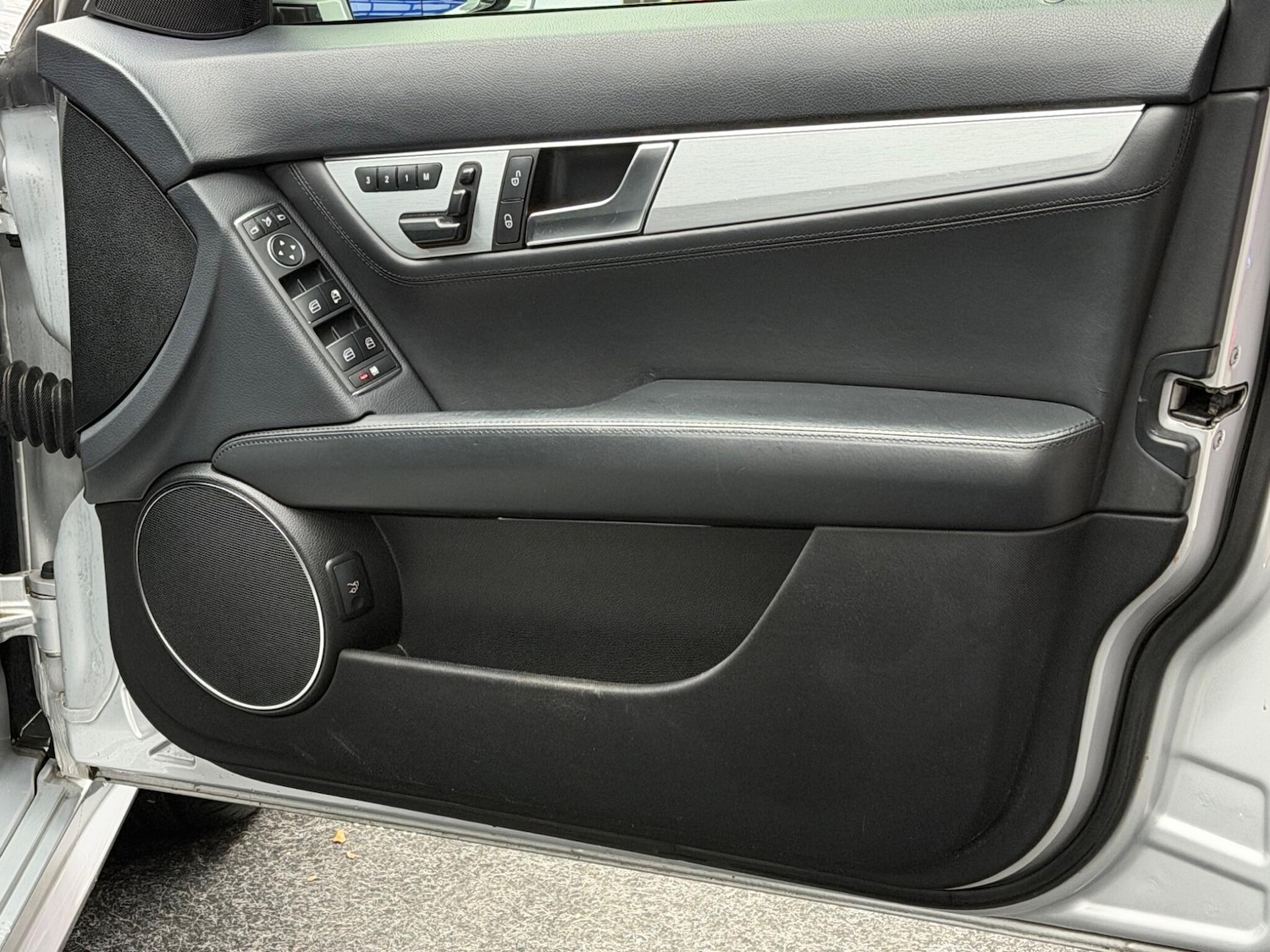 Used Mercedes-Benz C Class 2014 for sale - 77559089: Photo 8