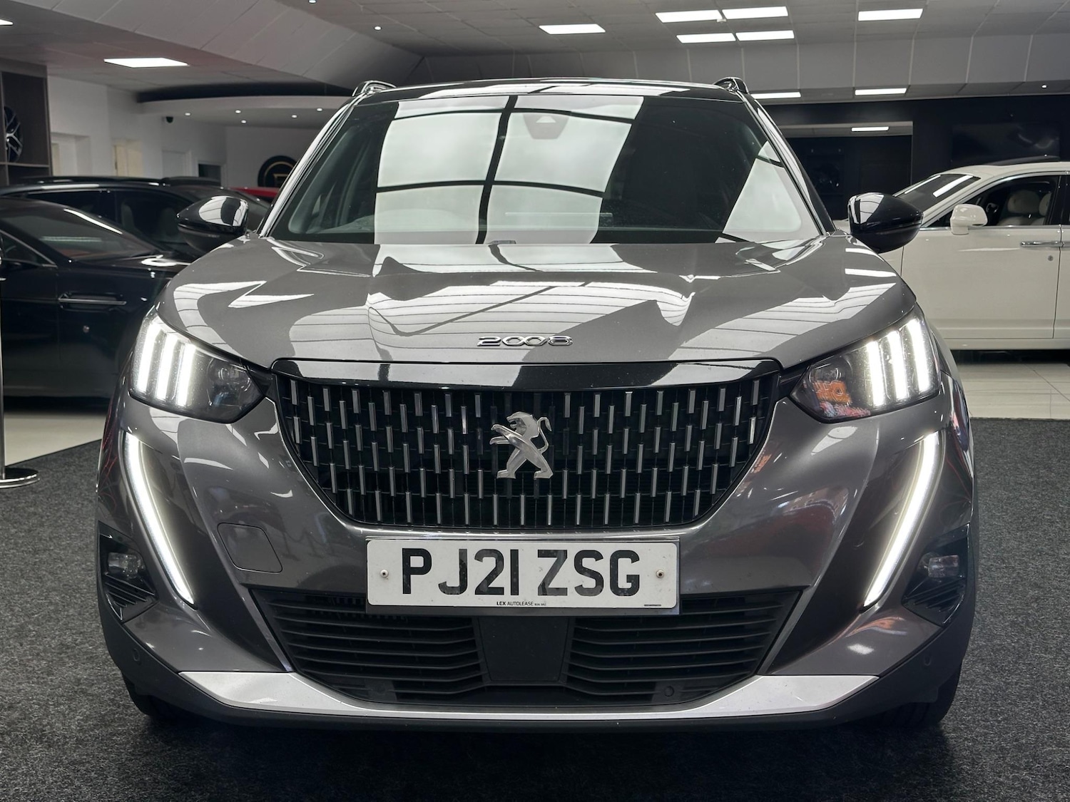 Used Peugeot 2008 2021 for sale - 76584539: Photo 5