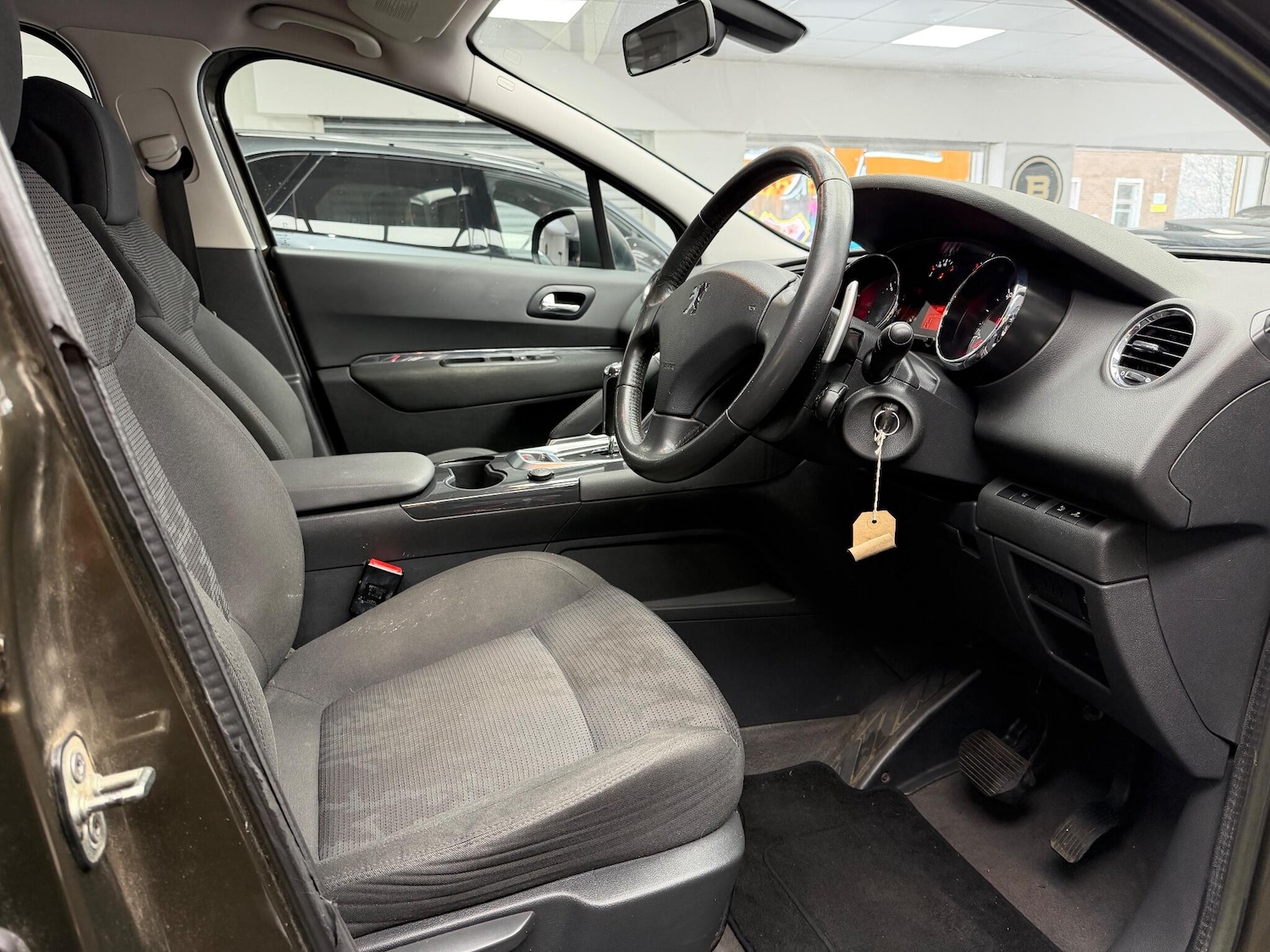 Used Peugeot 3008 2012 for sale - 77108993: Photo 7