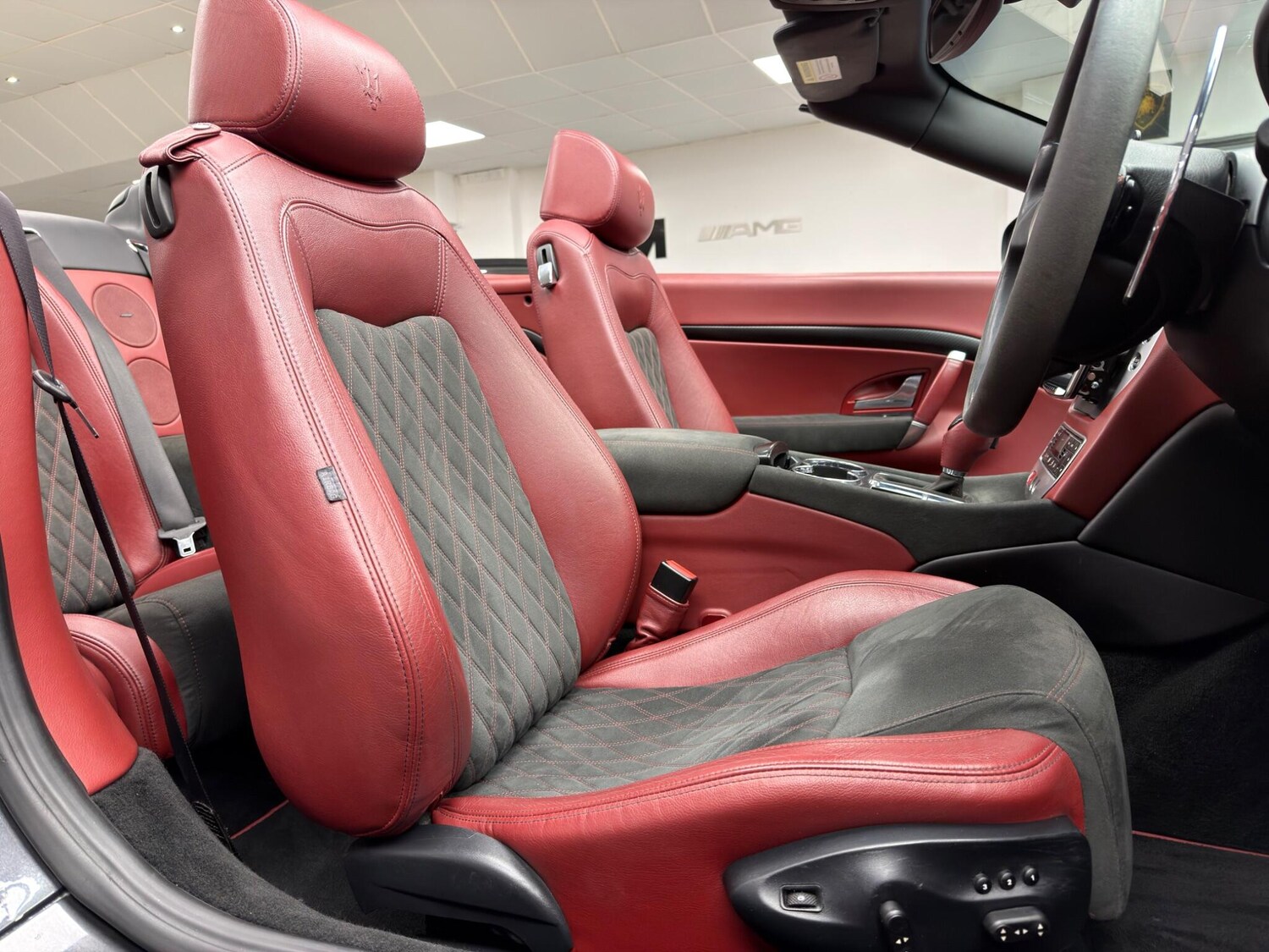 Used Maserati GranCabrio 2010 for sale - 77768871: Photo 12