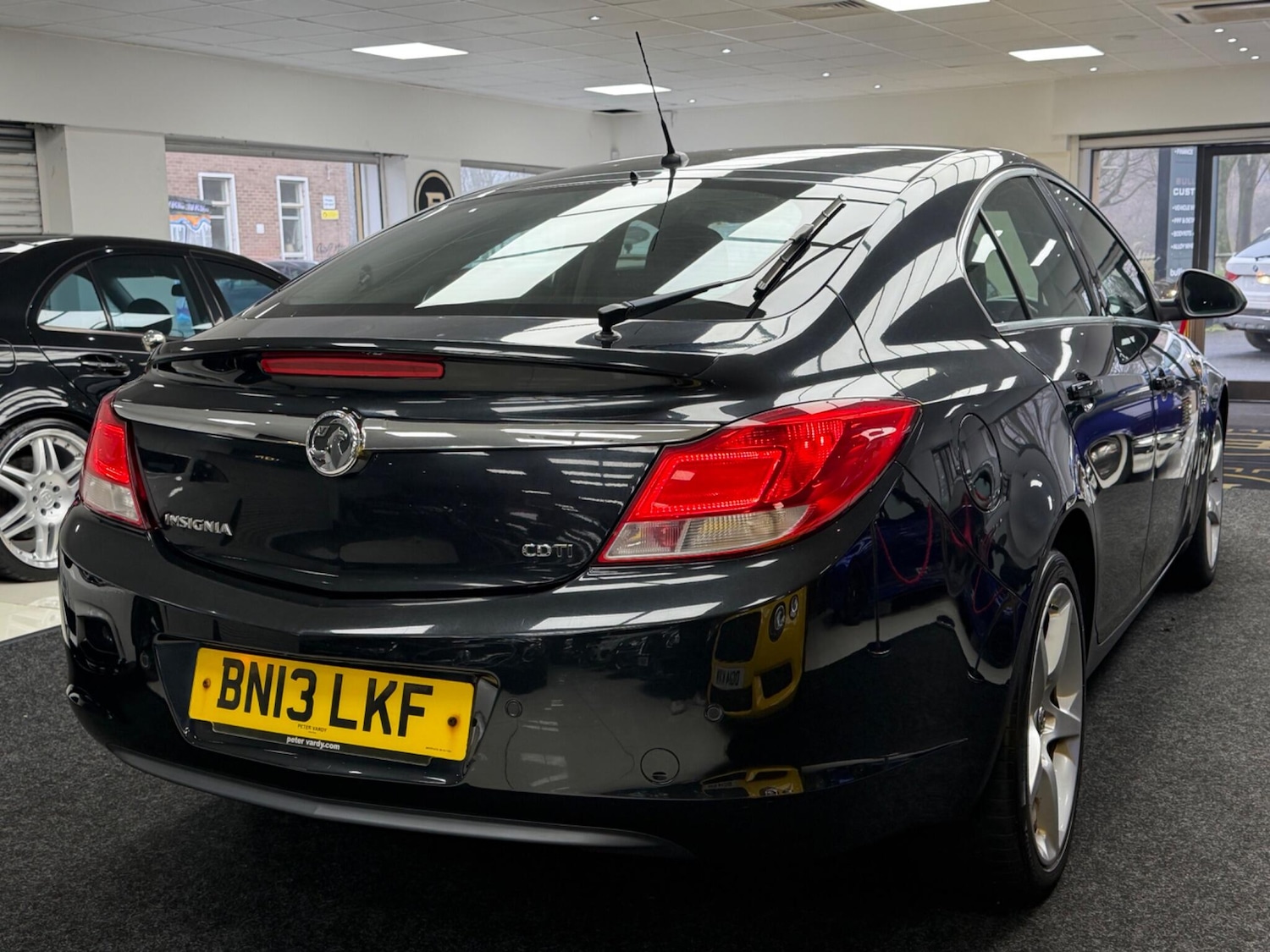 Used Vauxhall Insignia 2013 for sale - 77351556: Photo 3