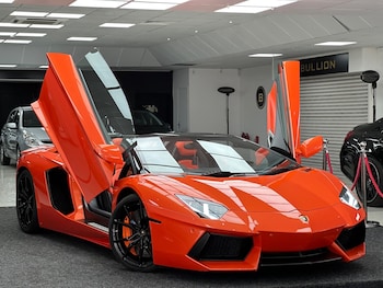 Used Lamborghini Aventador 2015 for sale - 76585432: Photo
