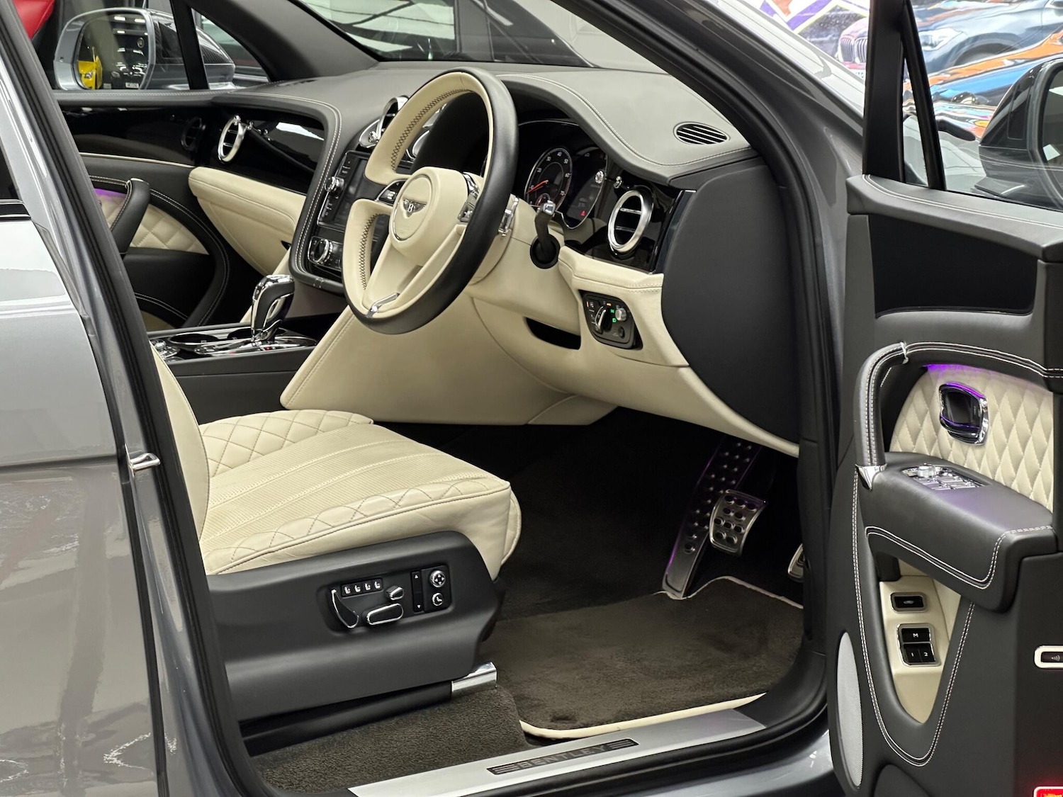 Used Bentley Bentayga 2018 for sale - 76584270: Photo 7