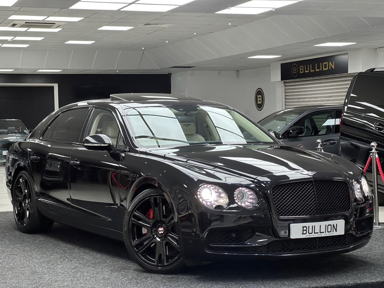 Used Bentley Flying Spur 2017 for sale - 76585149: Photo 1