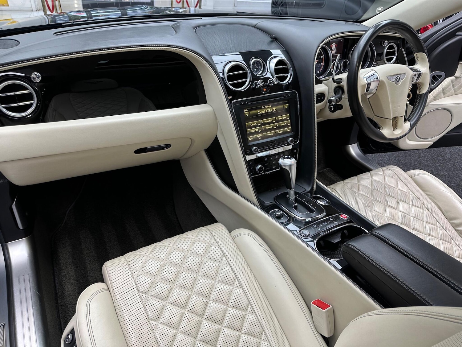 Used Bentley Flying Spur 2017 for sale - 76585149: Photo 20