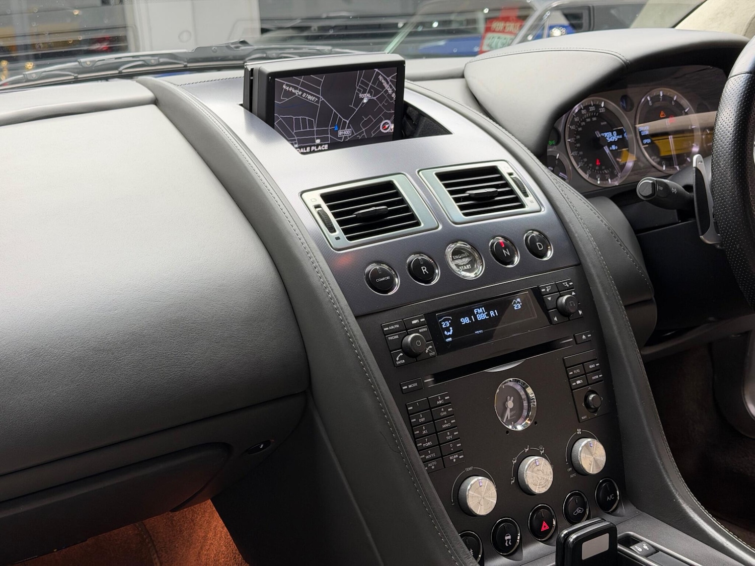 Used Aston Martin Vantage 2007 for sale - 77400592: Photo 13