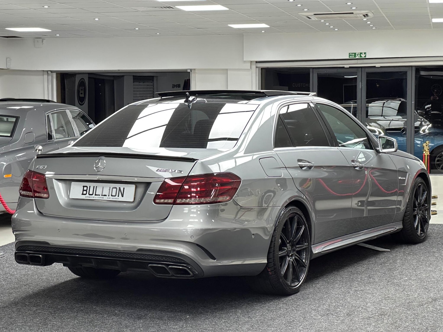 Used Mercedes-Benz E Class 2013 for sale - 76584920: Photo 3