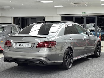 Used Mercedes-Benz E Class 2013 for sale - 76584920: Photo