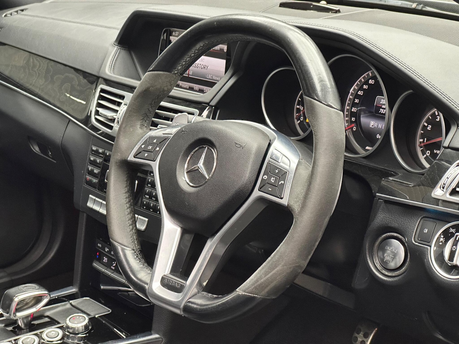 Used Mercedes-Benz E Class 2013 for sale - 76584920: Photo 9