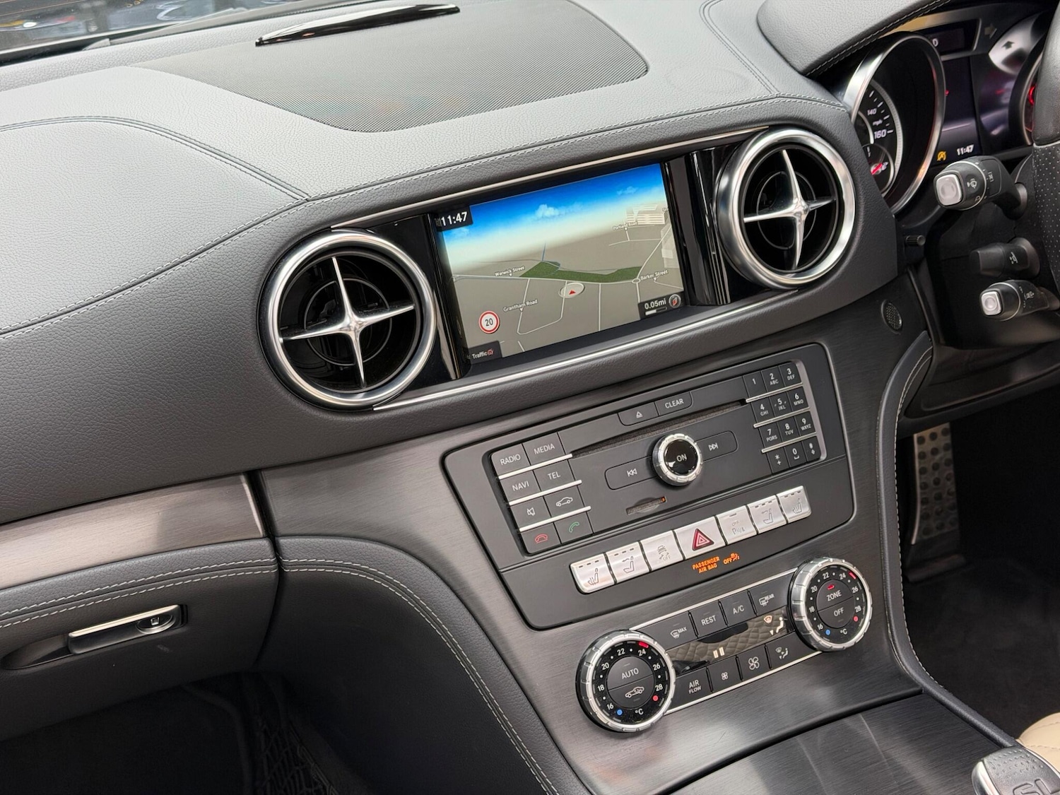 Used Mercedes-Benz SL for sale - 77425462: Photo 13