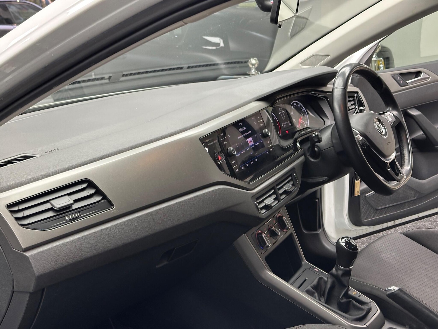 Used Volkswagen Polo 2019 for sale - 76585306: Photo 11