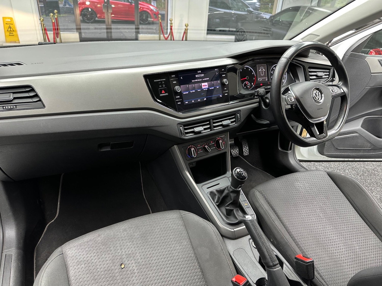 Used Volkswagen Polo 2019 for sale - 76585306: Photo 14